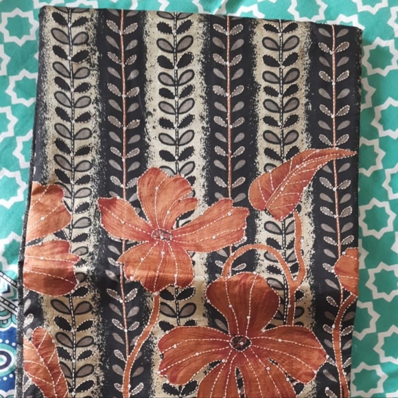 Silk Saree new - Picture 3 of 9